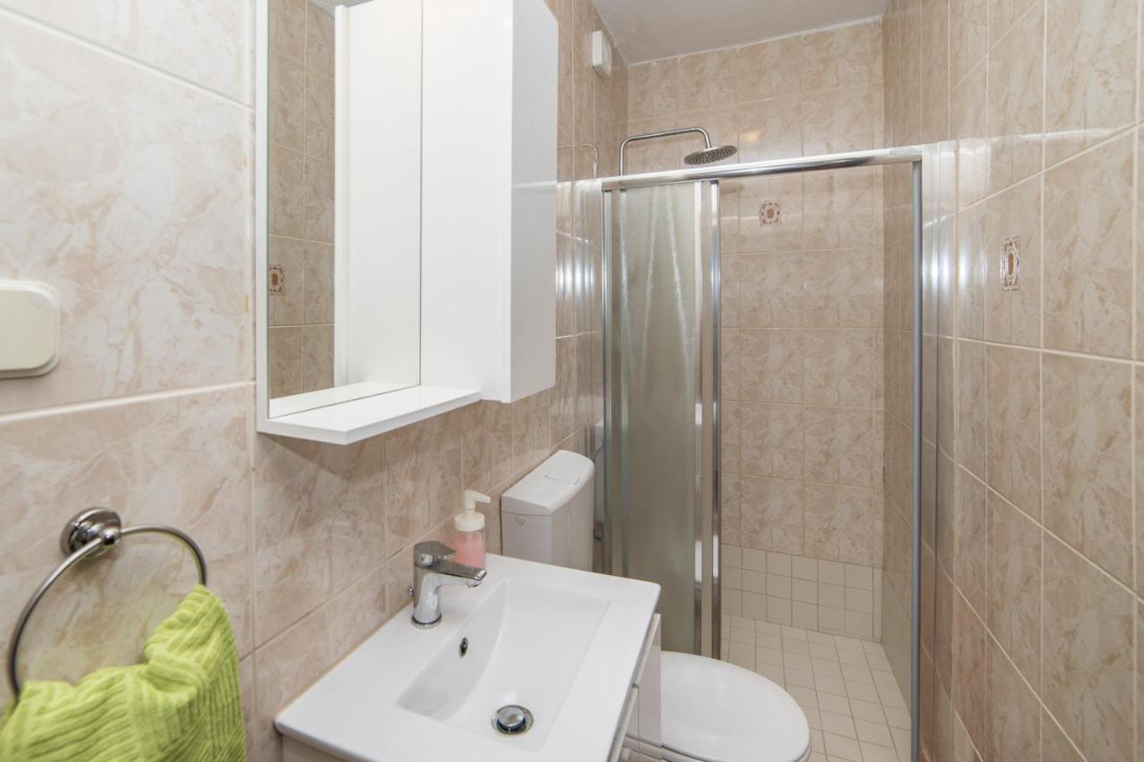 Apartmani Kala ポドゥゴラ エクステリア 写真